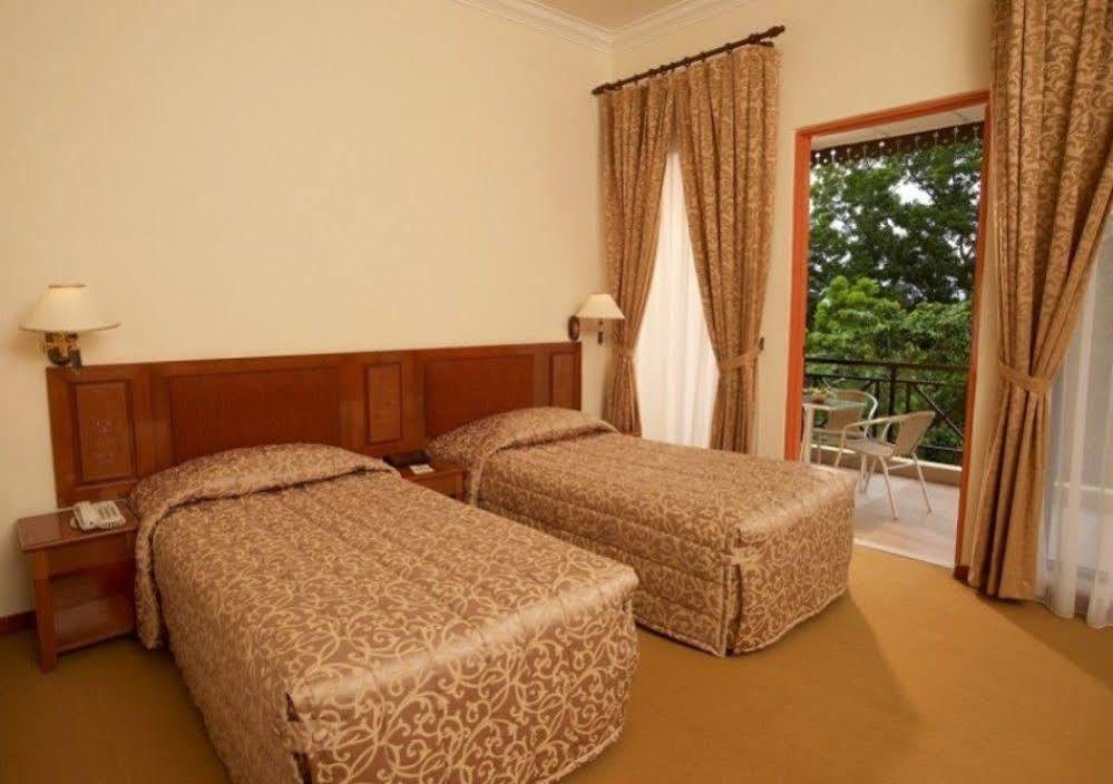 Hotel Felda Residence Tekam , Ppp Tun Razak Kampong Sungai Batu エクステリア 写真